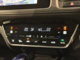 フロント両席にはシートヒーターが付いています!寒い日に便利な装備ですね。