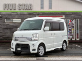 当店では、BMW MINIを中心に個性的な車の販売をしております。見ているだけでも楽しい車を展示してますので、遊びがてらにてもご来店下さい。写真画像を見ていただくとオリジナルの整備内容がご確認で出来ます。