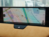 マツダコネクトの12.3インチワイドセンターディスプレイです。『Android Auto』『Apple CarPlay』や独自のコネクテッドサービスに対応したインターフェイスシステムです。