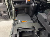 左センターピラーが無いので、荷物の積み下ろしもらくらくです♪