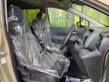 もちろん車内はキレイです♪よりクリーンな状態をキープしたいお客様には『ナノゾーンコート』がおすすめ!新型コロナウイルス対策や、除菌・消臭に効果を発揮し多くの方にご好評いただいております。