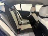 BMWを熟知したメカニックによる、360度の納車前点検。ドイツ本国と同様の教育・訓練を受けたBMW専門のメカニックが、360度によるポイントを徹底的に点検、整備いたします。