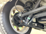 お車を安心してお乗りいただく為には、足回りの定期点検が欠かせません。サービスサポート(有償保証)では無料点検もご提供しており、安心のカーライフをお過ごしいただけるサポート体制が整っています。