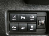 アイドリングストップ機能がついているので、停車時にエンジンを止めて燃料消費を抑えます。環境にもお財布に優しいですね♪