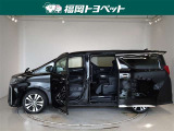 両側パワースライドドア付きだから、狭い駐車スペースなどでの 乗り降りラクラク!小さなお子さまのいるご家庭には嬉しい装備。