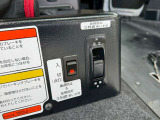 電動固定装置付きですので走行も安心です