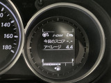 i-DM(インテリジェント・ドライブ・マスター)は運転操作の無駄を抑えたスムーズな運転をサポートし、快適なドライブや燃料消費を抑える事にも役立つアイテムです。