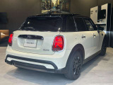 かわいいテールのデザインはほかの車にはない魅力があります。ひと目で&ldquo;MINI&rdquo;とわかるデザインです。
