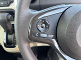 ステアリングスイッチ付き。運転中の操作もスムーズです。