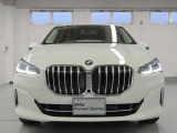 BMWデザインの象徴キドニーグリル