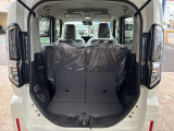 全方位モニター付メモリーナビゲーション スズキコネクト対応通信機装着車 フルセグTV 2WD 届出済未使用車 両側電動スライドドア パドルシフト 新品フロアマット