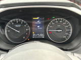 視認性の高いメーター類は、運転に必要な情報を的確に伝えます。運転に集中できる、シンプルで洗練されたデザインです。