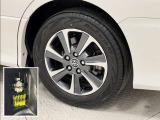 タイヤサイズは205/60R16!純正アルミホイール!残り溝は7ミリ程度です!