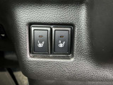 運転席、助手席側シートヒーターで座席ポカポカ!