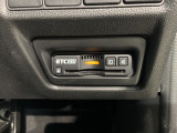 いまや快適なカーライフに欠かせないETCが付いています。