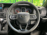 【ステアリングスイッチ】運転中、前方から目線をそらすことなく、オーディオ等の操作が可能な便利機能!安心&快適なドライブを演出してくれます♪