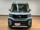 ◇届出済未使用車◇ターボエンジンのタントファンクロスが入荷しましたー♪オーディオレスですのでお好みのナビをどうぞ(^^)!!ご来店にて現車確認いただけるお客様のみの販売とさせていただいております。
