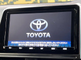 【純正ナビ】人気の純正ナビを装備しております。ナビの使いやすさはもちろん、オーディオ機能も充実!キャンプや旅行はもちろん、通勤や買い物など普段のドライブも楽しくなるはず♪