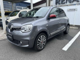 トゥインゴ全国150台限定ルコックスポルティフが入庫しました。サイドストライプは限定仕様のトリコロールカラーです。