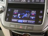 使いやすさや安全性を追求したステアリング周り!高級車ゆえにスイッチ類が多いのも特徴ですね!考え尽くされた配置ですぐに使いこなす事が出来ますのでご安心下さい!是非、体感してみて下さい!!