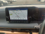 視認性の高いナビです!知らない土地のドライブには欠かせない機能となっております!