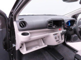愛知ダイハツではお車をご購入頂いた後が本当のお付き合いのスタートだと思っています。 ですので定期点検や車検もお得なパックをご用意してお客様に頼りにされるダイハツディーラーを目指しています☆