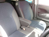 運転席シート肘掛け付き