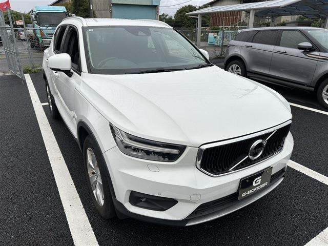 XC40 B4 禁煙車 純正ナビ フルセグTV