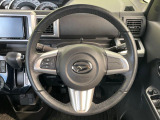 【純正革巻きステアリング】上質な革を使用することで、手にしっかり馴染みとても運転しやすいハンドルです♪
