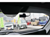 「ディーラーは高い!」というイメージをお持ちですか?当店は、自動車税などの税金からなる「法定費用」などの諸経費を含めた総額表示にてお車をご紹介しております。