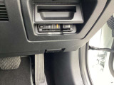 ETCが装着されています。再セットアップ後高速道路の料金所をノンストップで通過できて大変便利です。