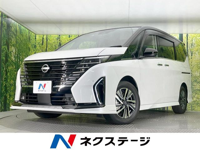 セレナ 1.4 e-POWER ハイウェイスターV 