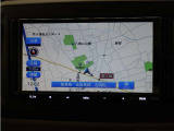 イクリプス製ナビ(AVN-LBS01)が装備されているので、普段の使い勝手もロングドライブも快適です。