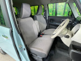 運転席シート廻りは使用感も少なく、良好な状態となっています。丁寧に使われていたことがよくわかりますね。