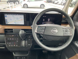 運転席廻りは操作しやすく安心できます