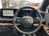 使いやすく安全な操作性と良好な視界を実現した運転席!