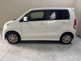 お求めやすいい価格帯のお車ですが状態重視で仕入れを社長自ら行っております。