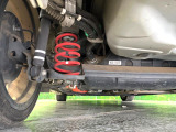 お車を安心してお乗りいただく為には、足回りの定期点検が欠かせません。サービスサポート(有償保証)では無料点検もご提供しており、安心のカーライフをお過ごしいただけるサポート体制が整っています。