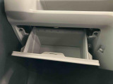 たとえばダイハツのお店にある、たくさんのスマアシ搭載車は、