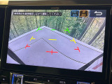 【バックカメラ】駐車時に後方がリアルタイム映像で確認できます。大型商業施設や立体駐車場での駐車時や、夜間のバック時に大活躍!運転スキルに関わらず、今や必須となった装備のひとつです!