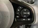 【アダプティブ・クルーズ・コントロール】予め設定した車速内でクルマが自動的に加減速。 前走車との適切な車間距離を維持しながら追従走行し、高速道路でのドライバーの疲労を軽減してくれる嬉しい機能付♪