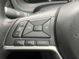 ステアリングスイッチ搭載!ハンドルひとつで手を離さなくても運転中視線をそらさなくても操作が出来て便利です