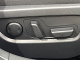【パワーシート】スイッチ一つで簡単にシートの微調整が可能!電動だから力もいりません!快適なシートポジションにセットして、快適なドライブをお楽しみください。