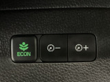 ★ECONスイッチ★ エコドライブを加速しよう!スイッチをONにすると、運転の仕方によるロスを抑え込み燃費をよくするようクルマが頑張ります(*^ー^*)燃費向上にチャレンジ♪