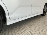 【現車確認及び来店納車のお願い】当社は県外販売を制限させて頂いております。基本は、近畿2府4県及び隣接県で、ご来店頂き現車確認及び、来店納車に限らせて頂いております。