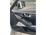 全席パワーウィンドウとなっています。運転席以外もオートになっているのでワンタッチ開閉することが出来ます。