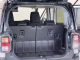 荷室はシートアレンジを行うことで広い荷室にすることが可能です 様々なシーンで活躍できますね