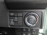当社は購入後のアフターケアを大切にしております。納車後、1ヶ月無料点検、半年ごとにあんしん点検、12ヶ月法定点検の誘致をします。また車検までの点検をセットにした『ワンダフルパスポート』を販売中です。