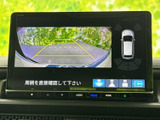 停車中に映像を楽しめるTV機能。待ち時間や休憩時間などに、リラックスした時間をお過ごしいただけます。様々なコンテンツに対応します。