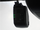 ◆ドライブレコーダー◆映像・音声などを記録する自動車用の装置です。 もしもの事故の際の記録はもちろん、旅行の際の思い出としてドライブの映像を楽しむことができます。